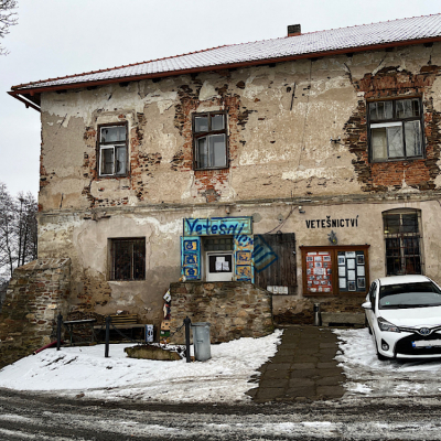 Vetešnictví zámek Martinice