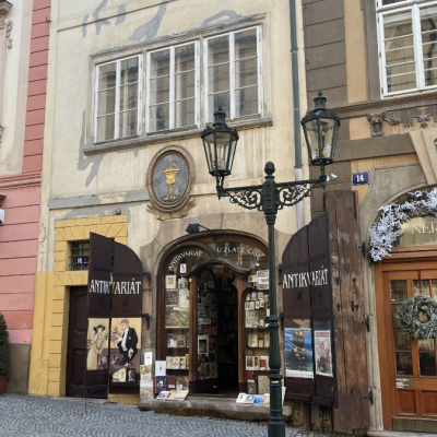 Antikvariát Nerudova